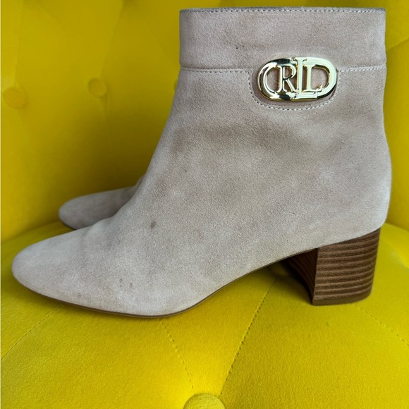 Ralph Lauren Wynne Bootie Women's Size 7.5 Brown/Suede Leather High Toe Slip On - Picture 8 of 12